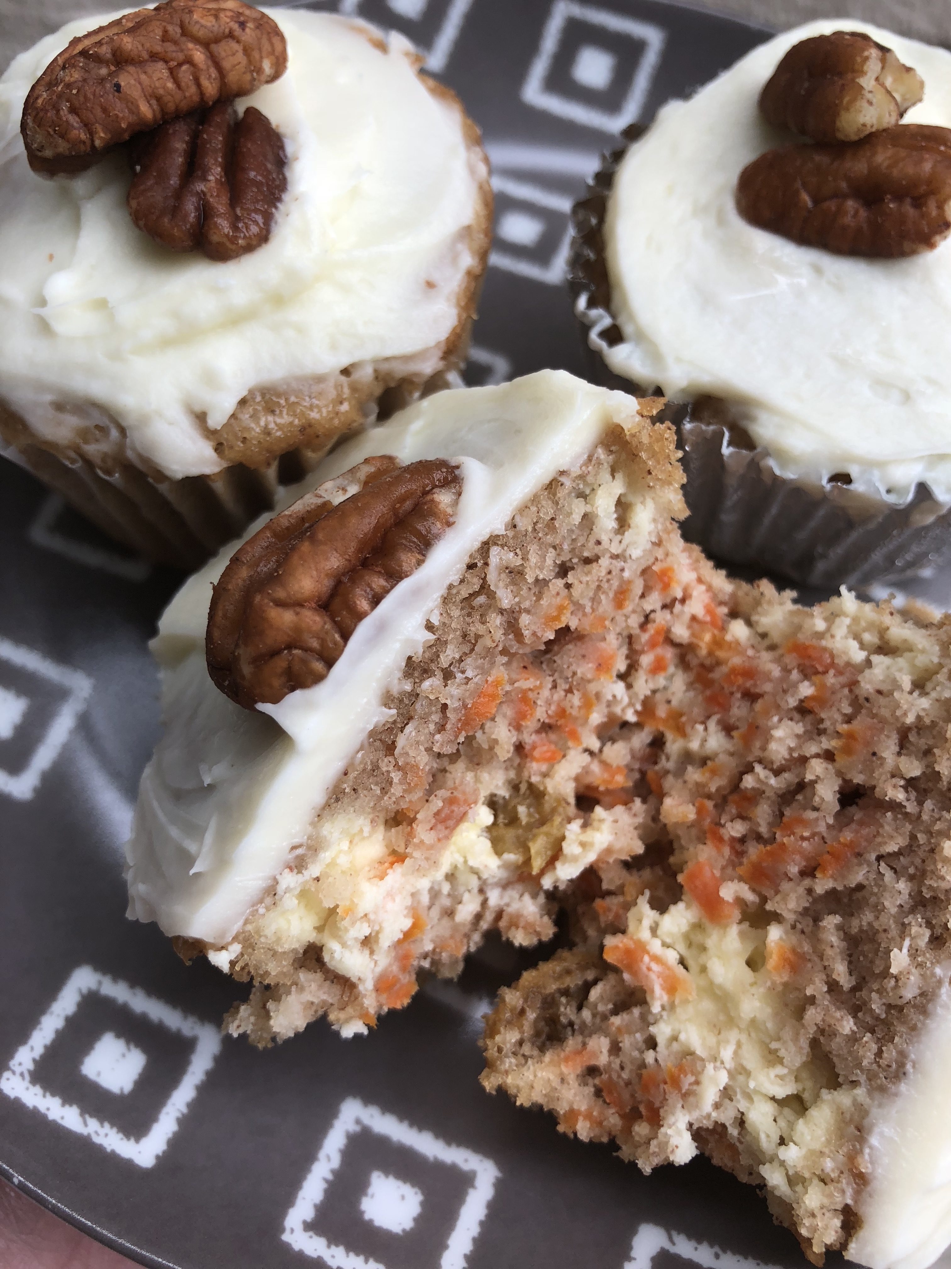 Carrot Cake Cupcakes - Lefty Living Life